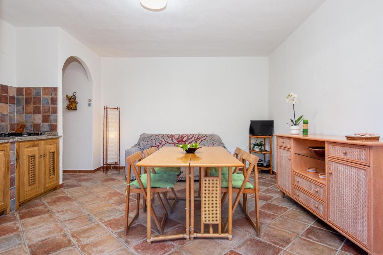 Holiday House Li Piri ซาน เตโอโดโร ภายนอก รูปภาพ