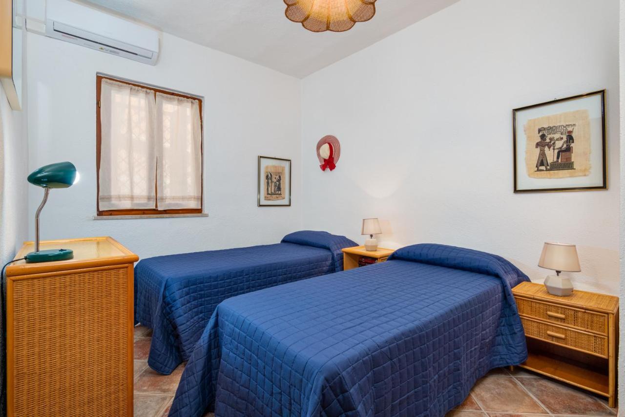 Holiday House Li Piri ซาน เตโอโดโร ภายนอก รูปภาพ